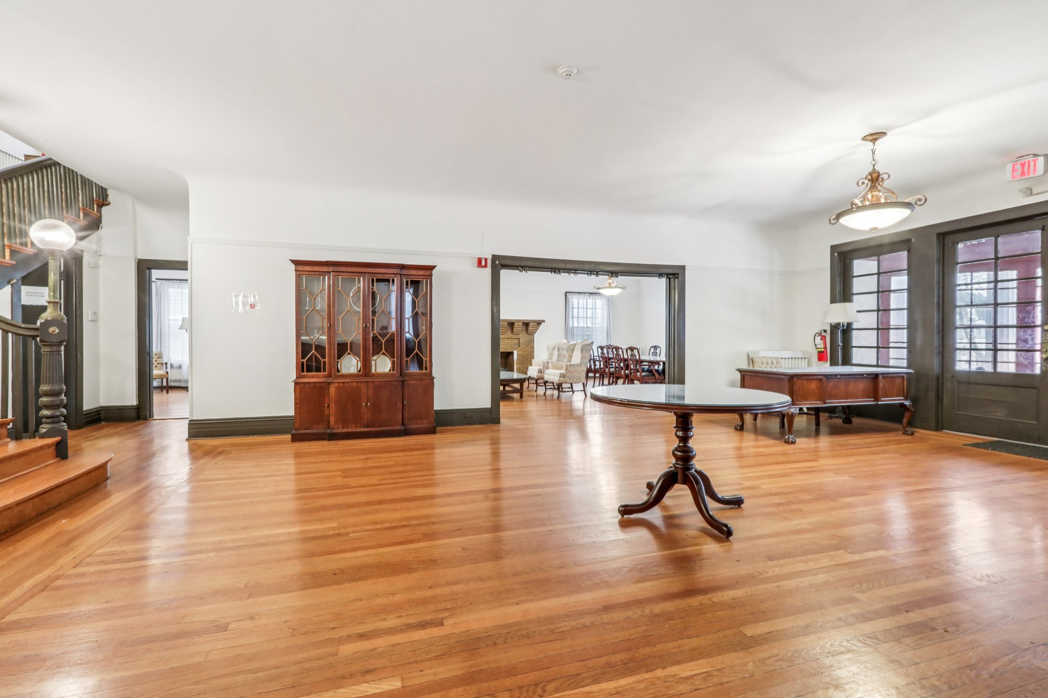 Fairmount Ave-S1812-041.jpg