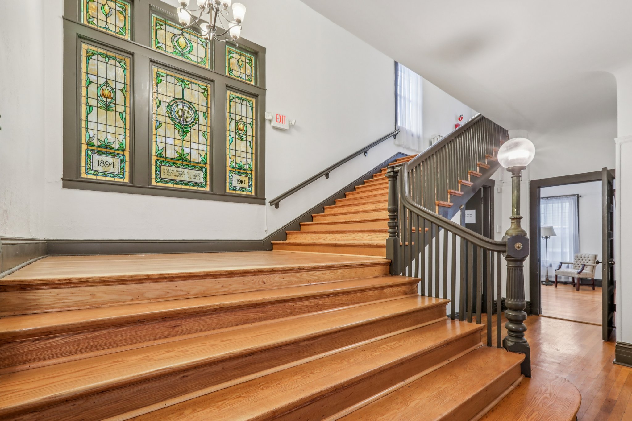 Fairmount Ave-S1812-046.jpg