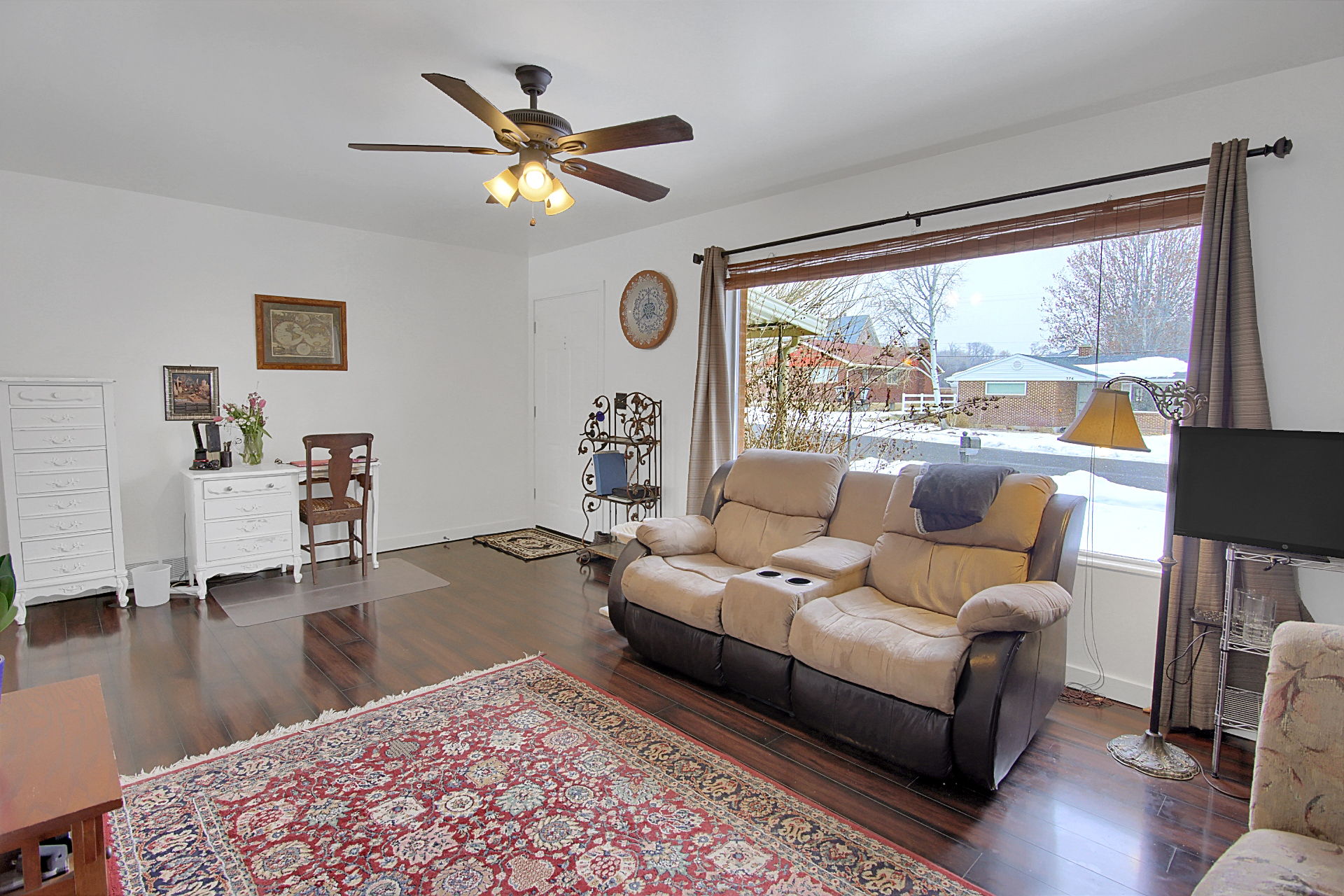  375 Lauralin Dr, Logan, UT 84321, US Photo 6