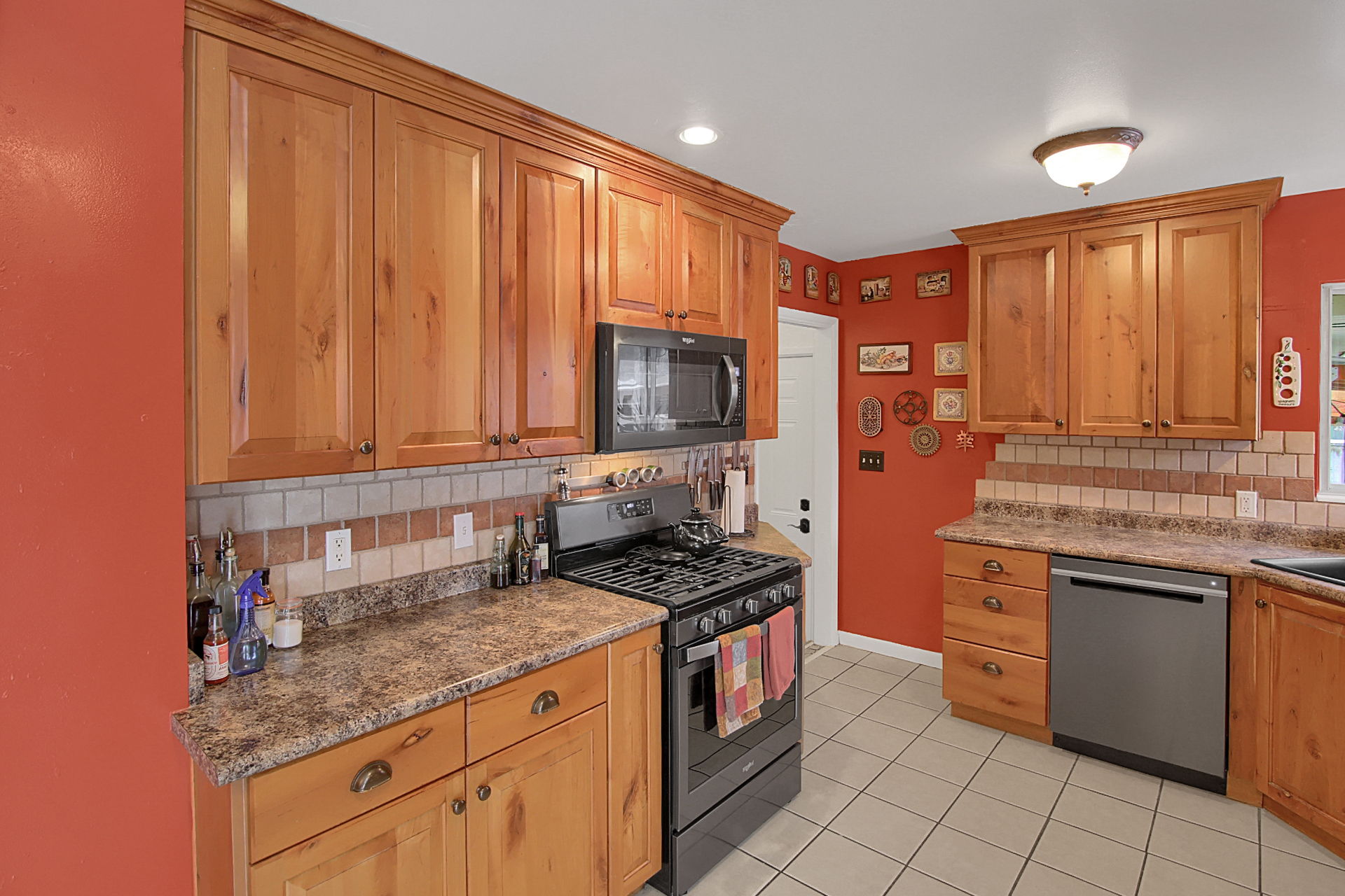  375 Lauralin Dr, Logan, UT 84321, US Photo 10