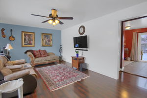  375 Lauralin Dr, Logan, UT 84321, US Photo 2