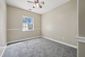 Nora Ave-S2009-031.jpg
