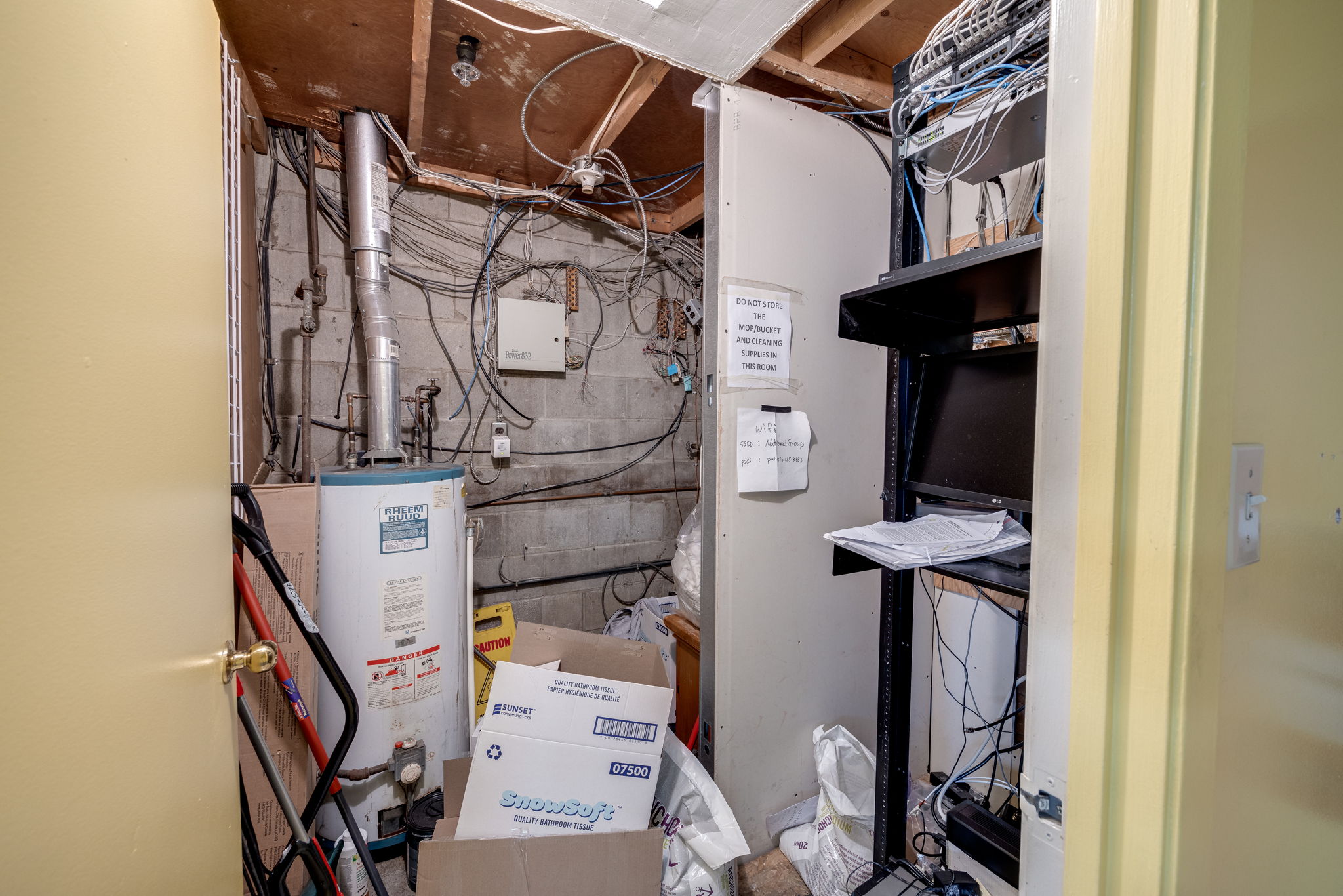Toronto property showcase — delivered property photograph 38