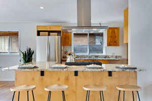  Photo 34