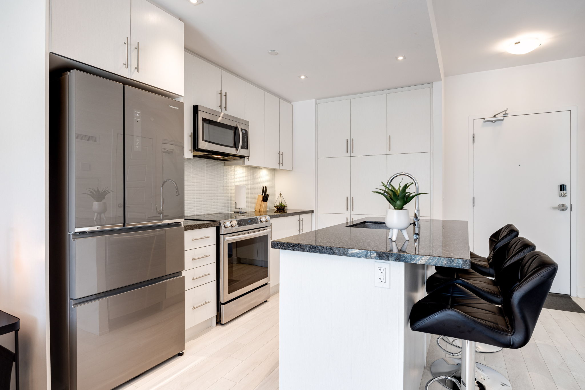 Innisfil property showcase — delivered property photograph 5