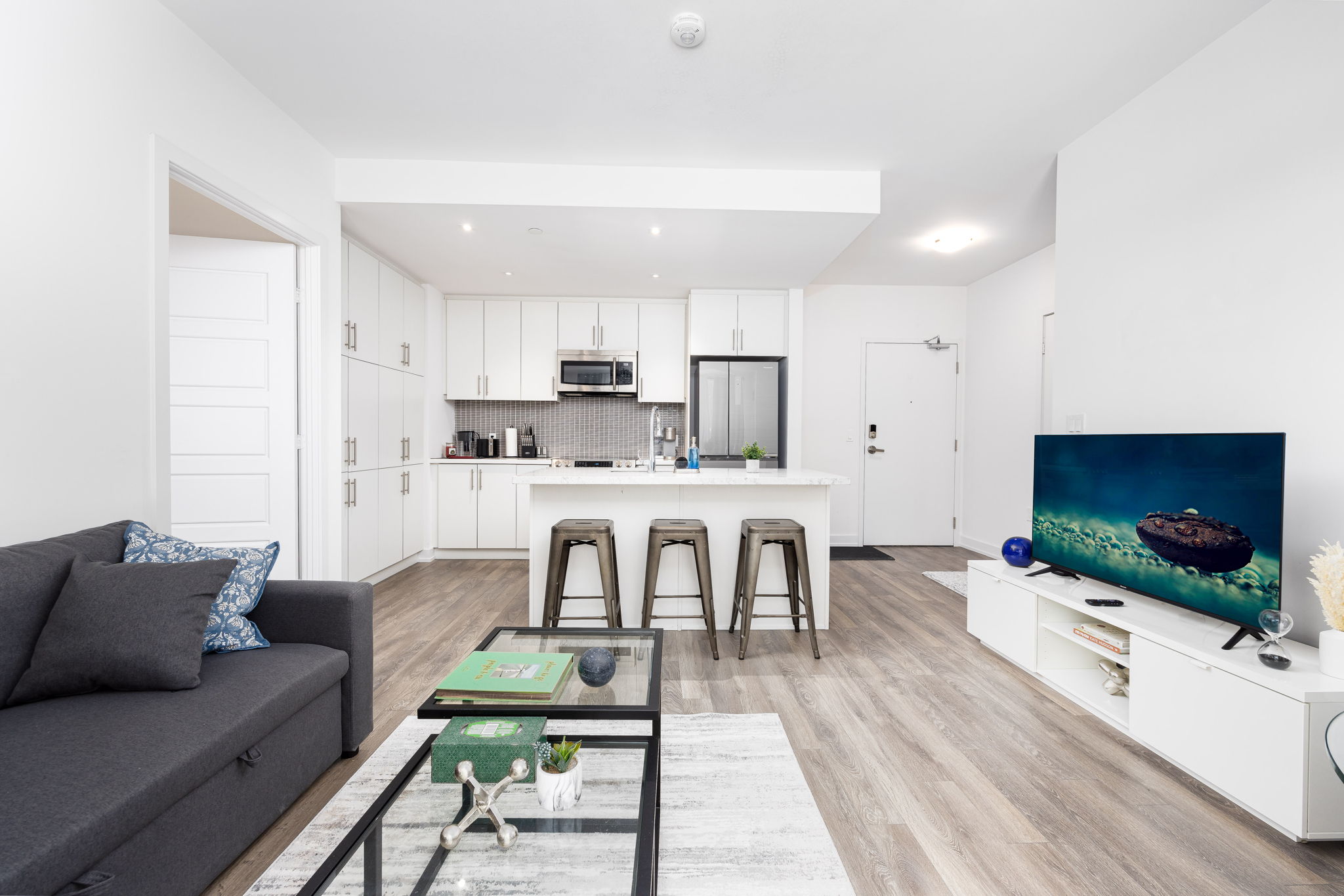 Innisfil property showcase — delivered property photograph 4