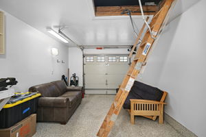  Photo 35