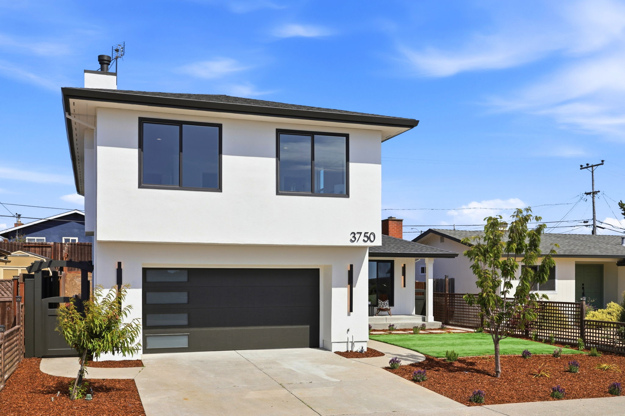 003_F8_3750 Elston Dr