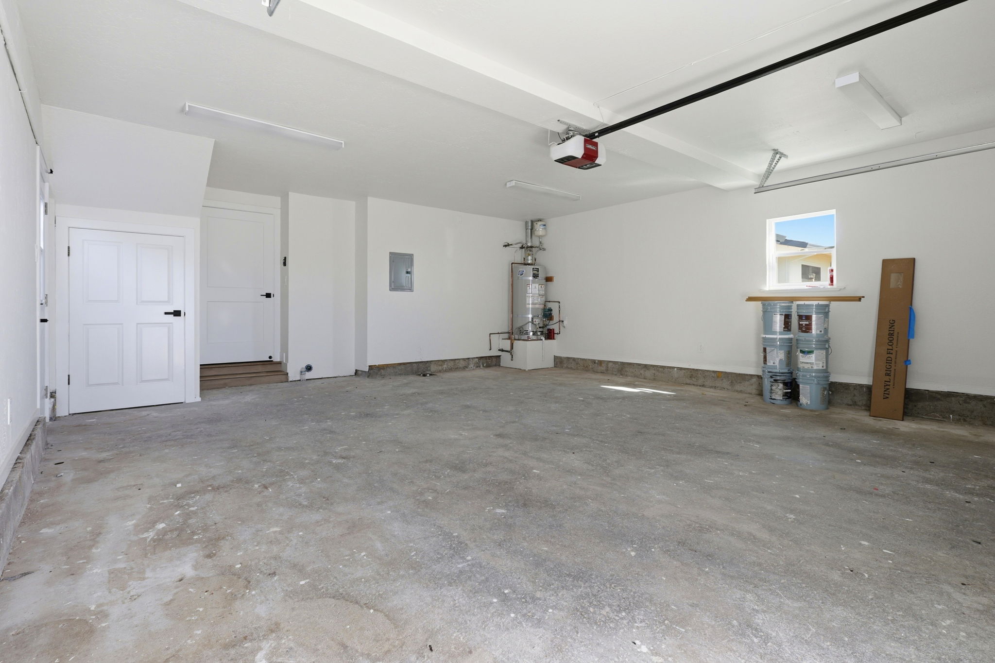 034_F8_3750 Elston Dr