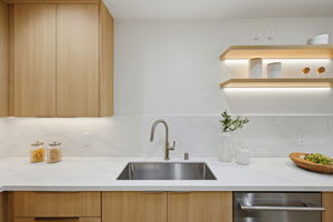011_F8_3750 Elston Dr