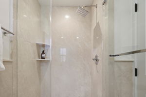 031_F8_3750 Elston Dr