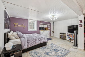 18_Interior