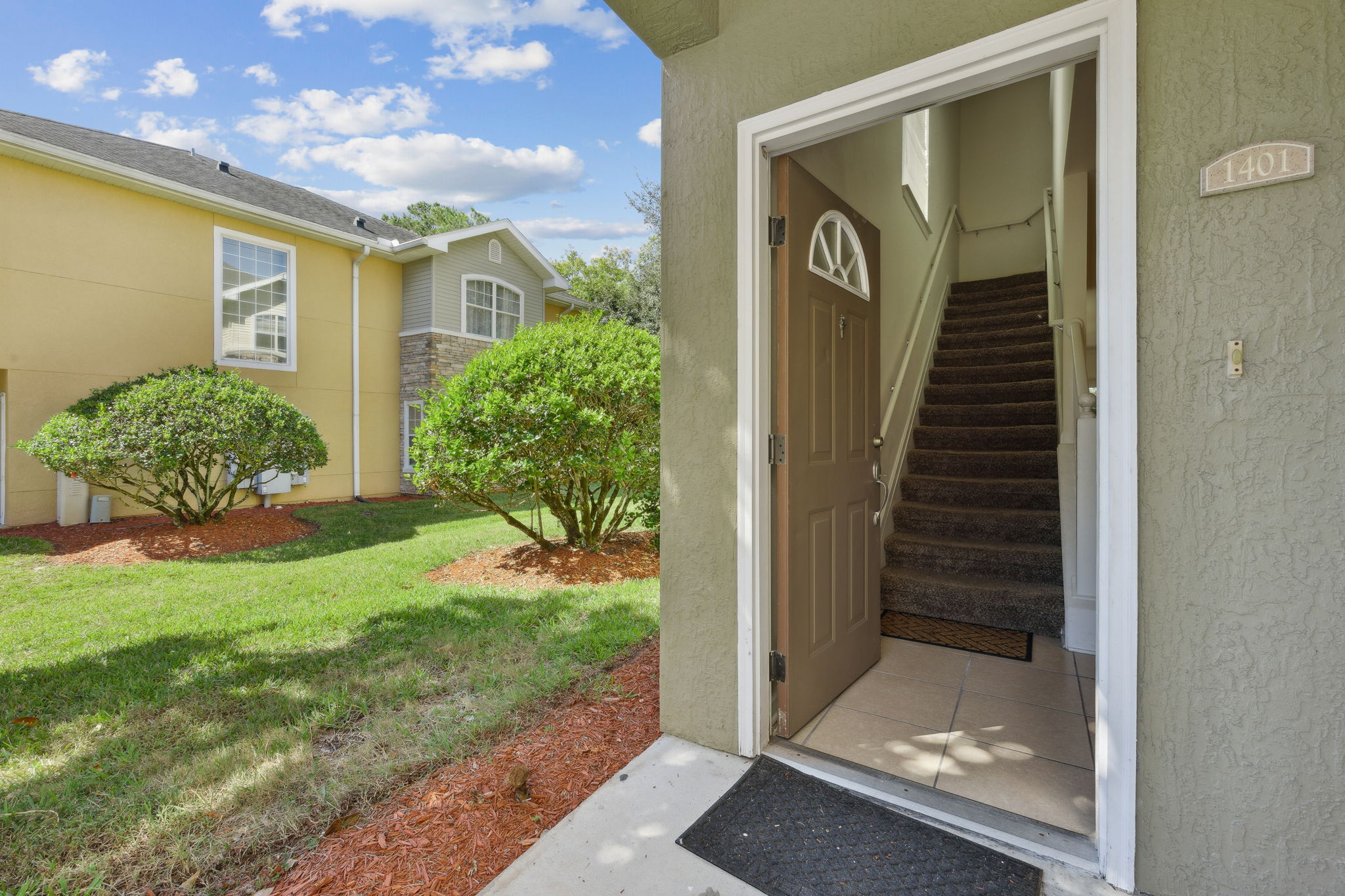 Front Entry Detail