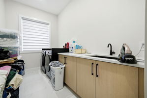  Photo 35