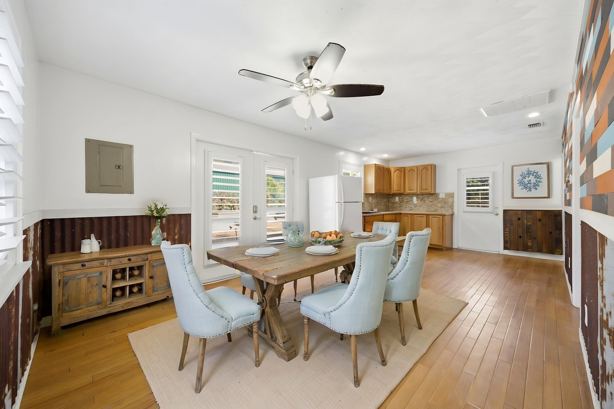 010_IMG_9956 virtually staged.jpeg