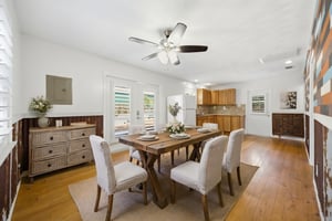 010_IMG_9956 virtually staged.jpeg