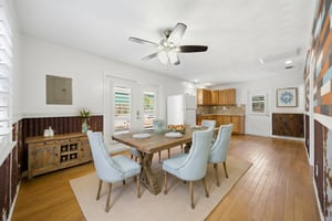 010_IMG_9956 virtually staged.jpeg