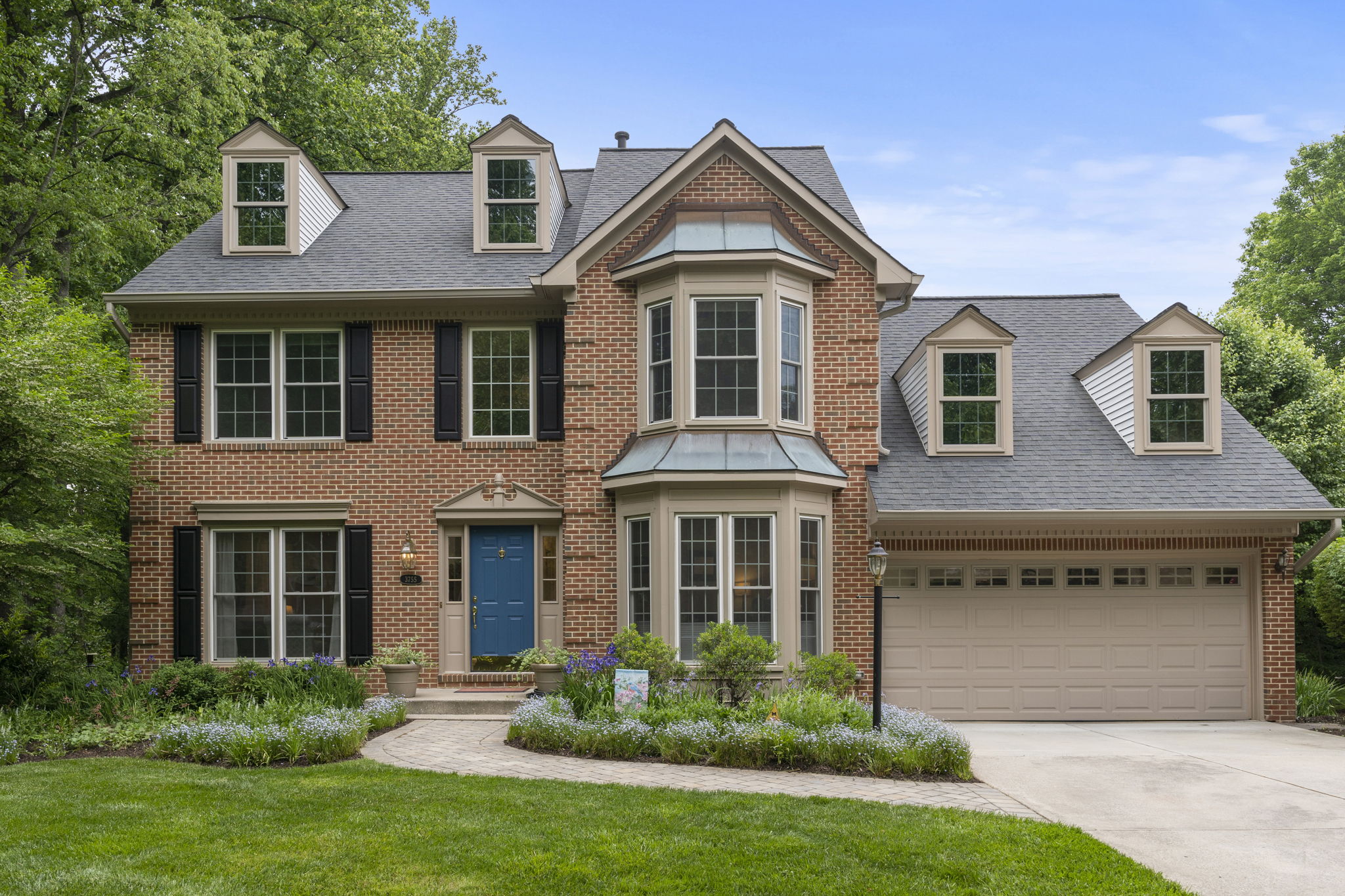 FRONT - 3755 Chateau Ridge