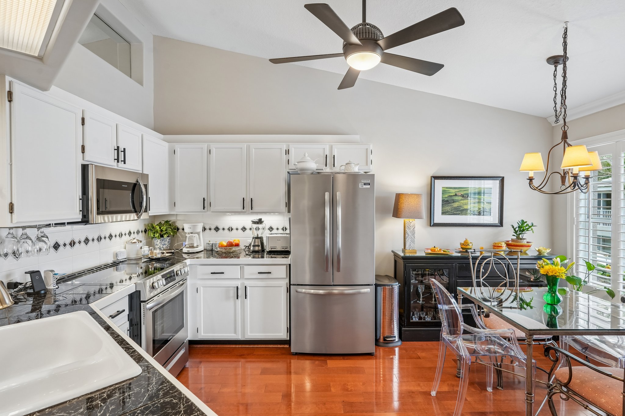 Fieldstone Blvd 1206-S3009-011.jpg