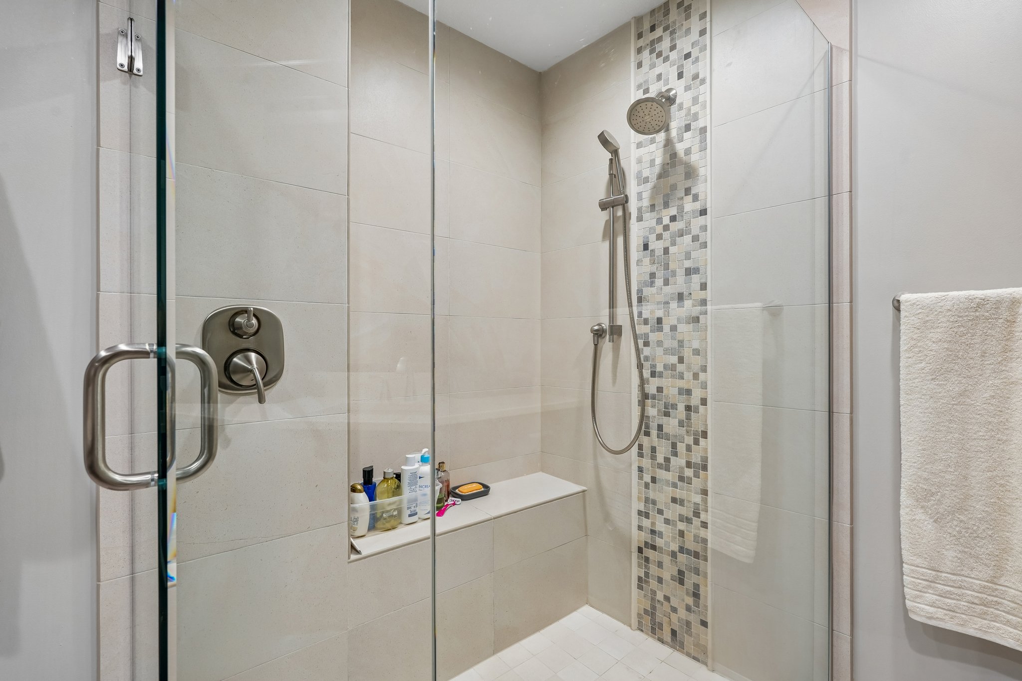 Fieldstone Blvd 1206-S3009-022.jpg