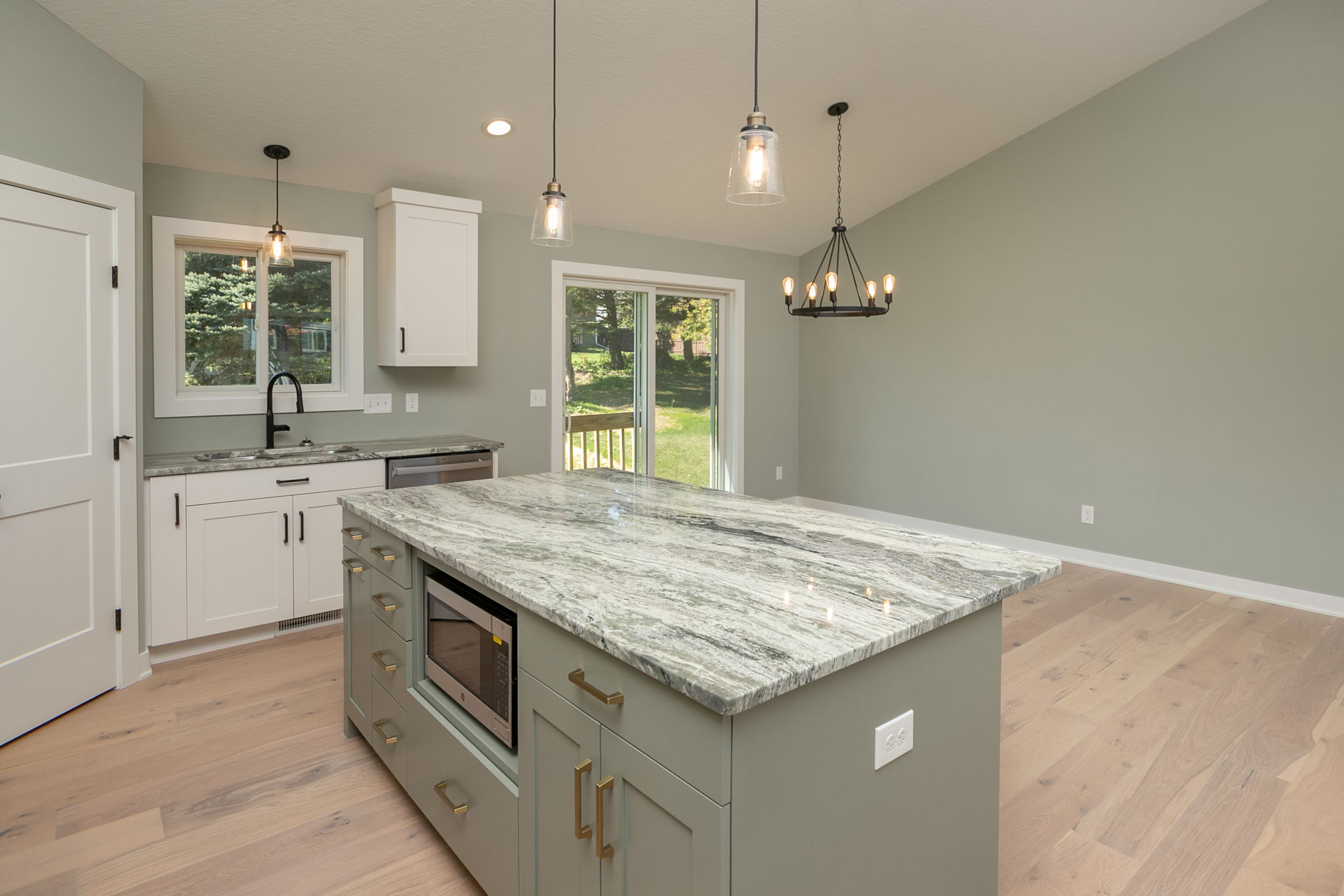 12-Kitchen