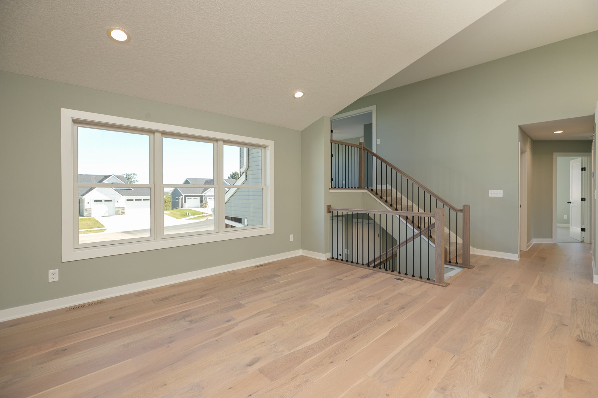 05-Living Room