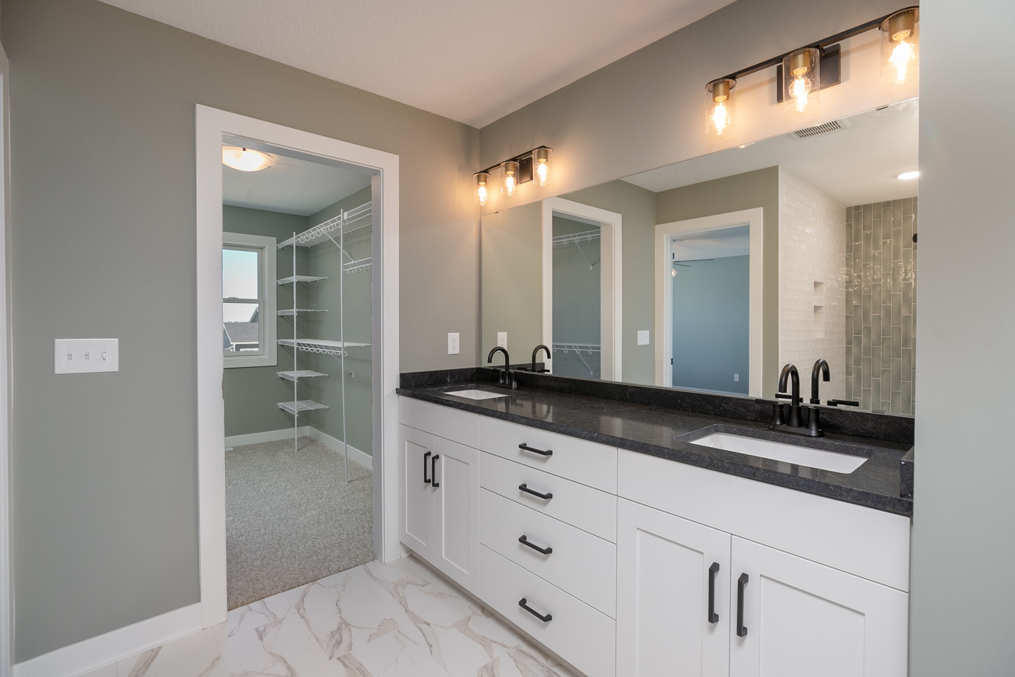19-Master Bath
