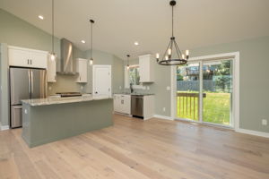 08-Dining Room