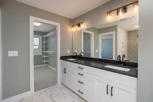 19-Master Bath