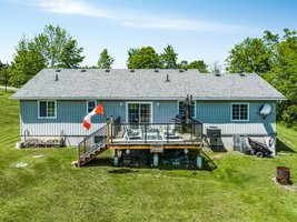  Photo 44