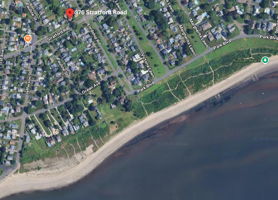 Coastal Living – Just a Short Stroll to the Beach