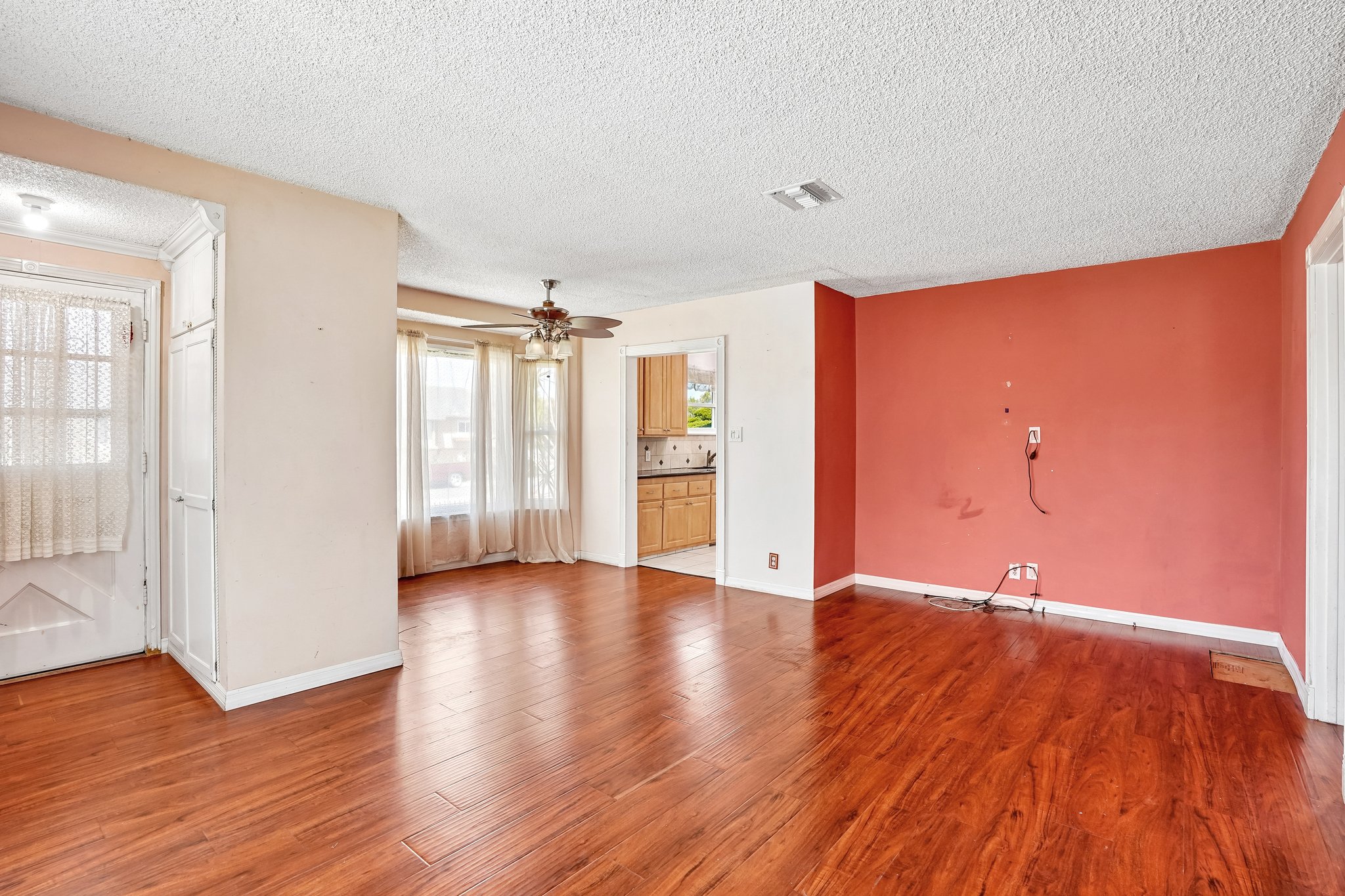 W 157th St-S2404-004.jpg