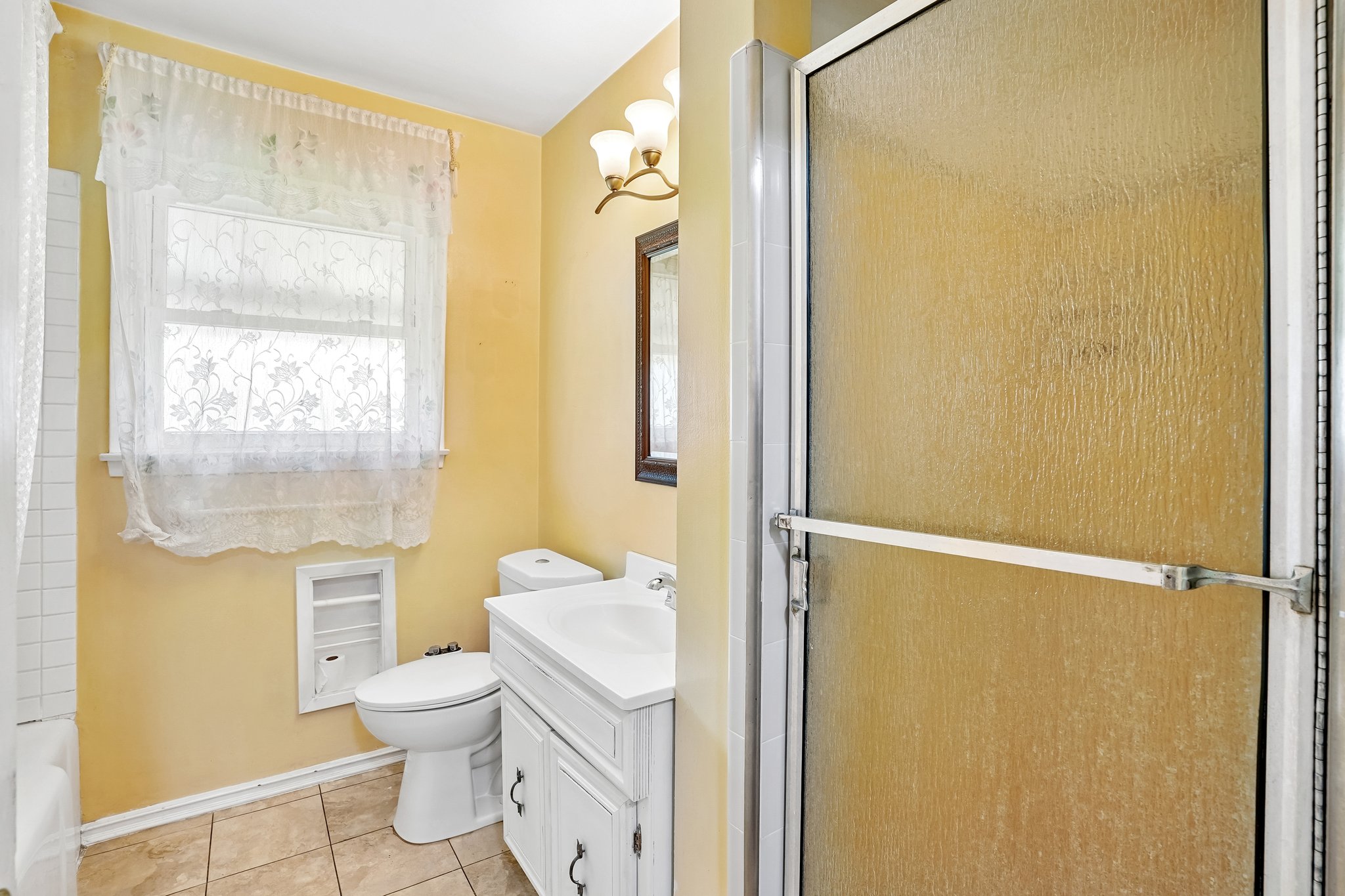 W 157th St-S2404-022.jpg