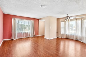 W 157th St-S2404-006.jpg