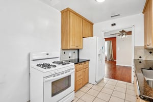 W 157th St-S2404-014.jpg