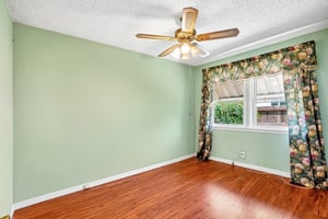 W 157th St-S2404-017.jpg