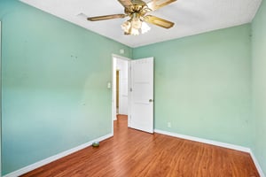 W 157th St-S2404-018.jpg