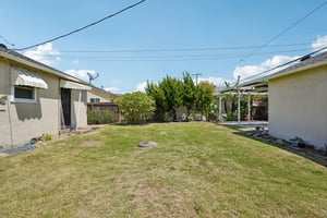 W 157th St-S2404-030.jpg