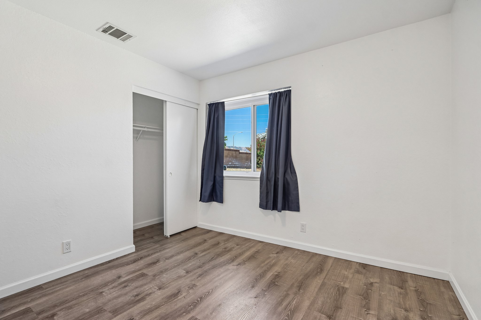 Millbrook Ln-S1607-014.jpg