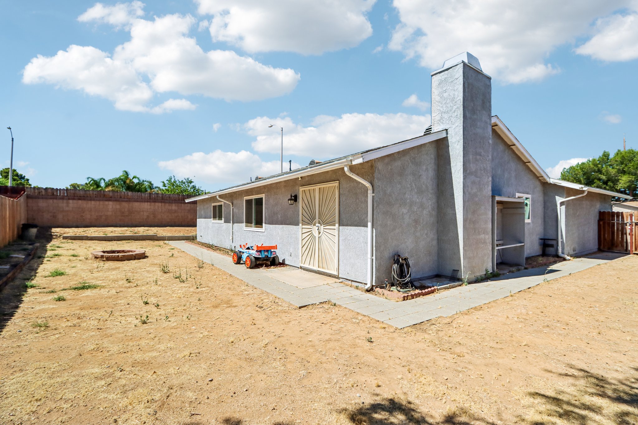 Millbrook Ln-S1607-024.jpg