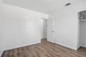 Millbrook Ln-S1607-015.jpg