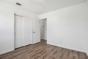 Millbrook Ln-S1607-017.jpg