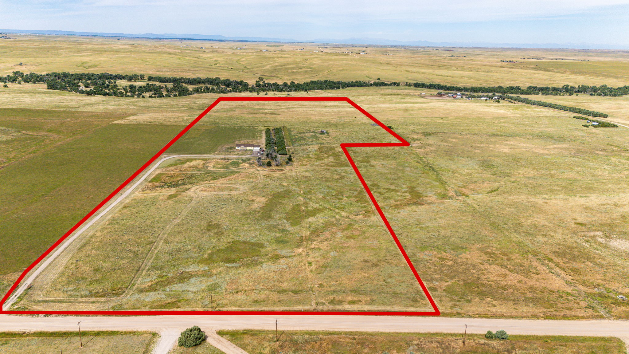 Property Lines are Approximate and not a survey
