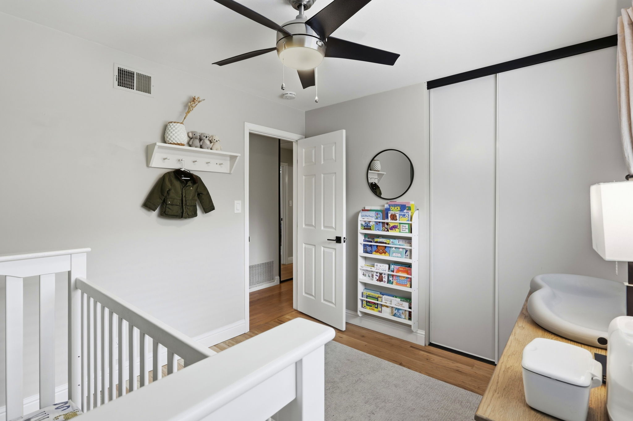 016_F8_3763 Willowview Dr