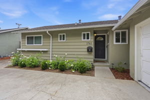 004_F8_3763 Willowview Dr