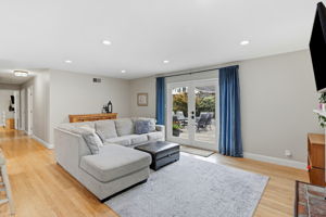 006_F8_3763 Willowview Dr