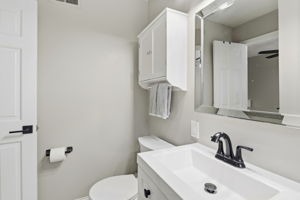 026_F8_3763 Willowview Dr