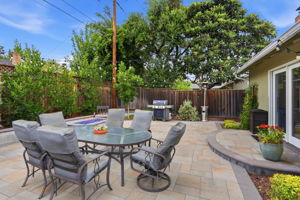 031_F8_3763 Willowview Dr