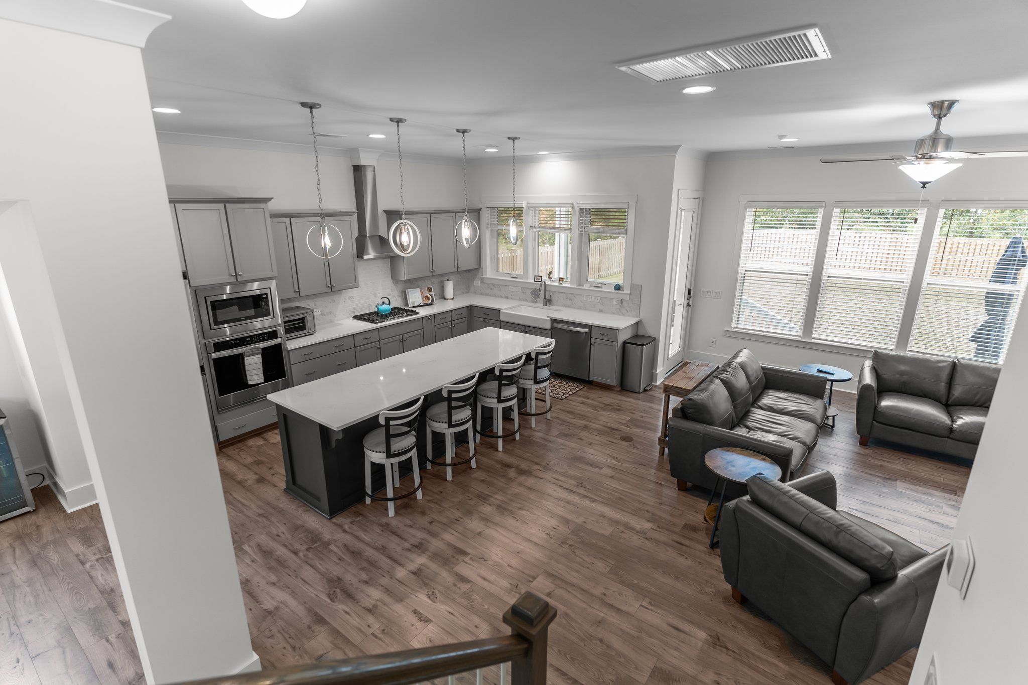  Photo 66