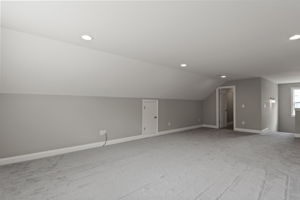  Photo 37